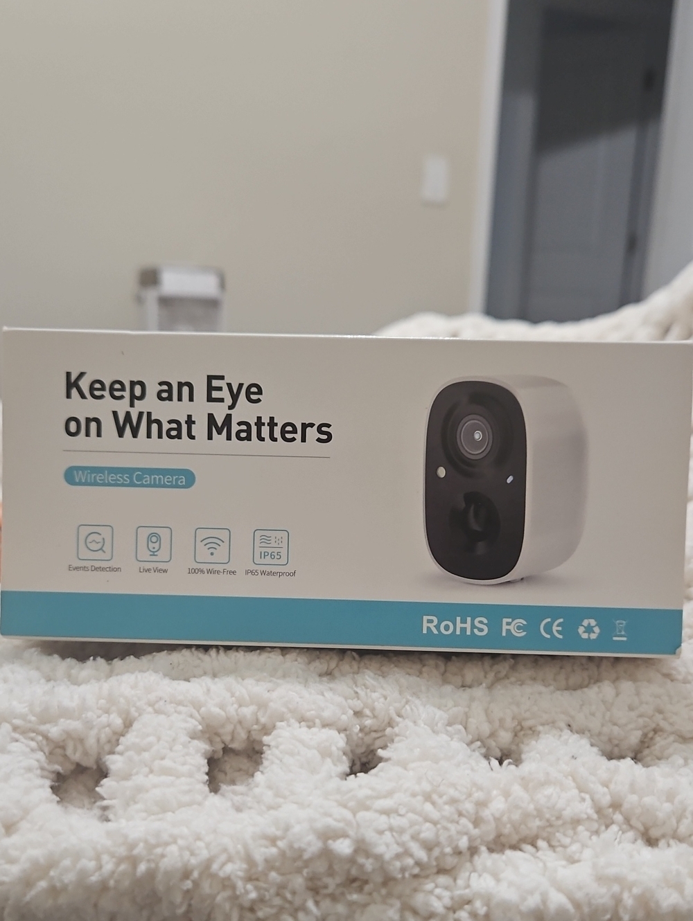 Wireless Outdoor Security Camera - White Smart Monitoring